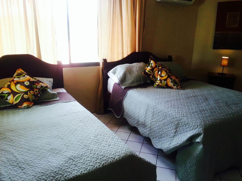 Hotel Mango Mar Jacó Habitación foto